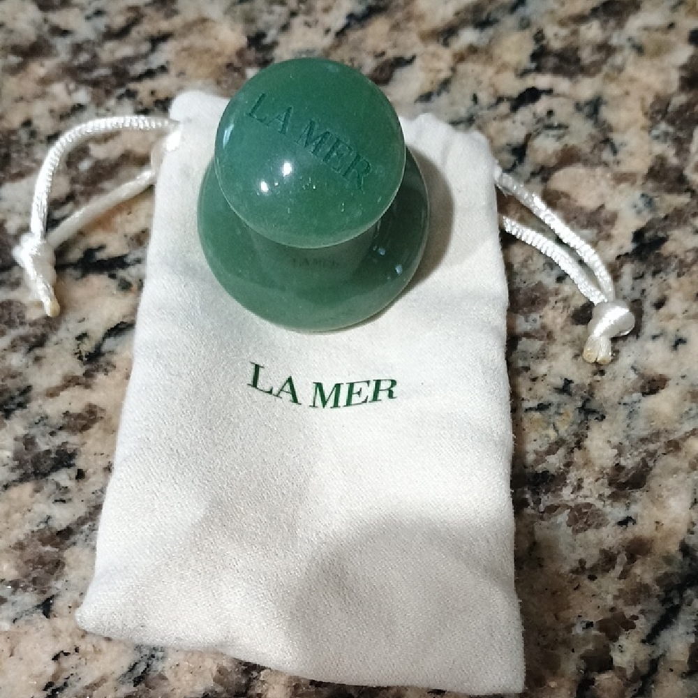 La Mer Mushroom Facial Tool